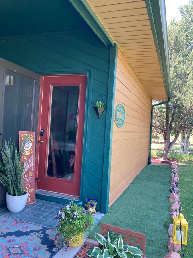Yellowstone Cattle Baron Ensuite, Private Entrance & Parking - Prairie Rose B&B Cheyenne Exterior foto