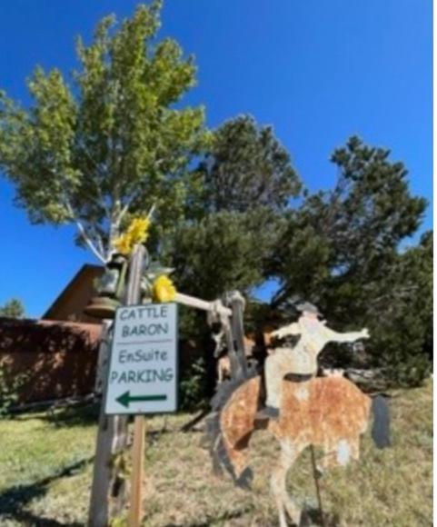 Yellowstone Cattle Baron Ensuite, Private Entrance & Parking - Prairie Rose B&B Cheyenne Exterior foto